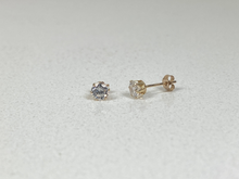 Load image into Gallery viewer, Moscow Earring
