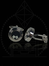 Load image into Gallery viewer, Free Moving Dice Cufflink
